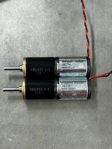 MENGE 1 STARKER MAXON GETRIEBEMOTOR 128:1 ÜBERSETZUNG - KERNLOSER ANKER 6-24 VDC REVERSIBEL - Bild 1 von 18