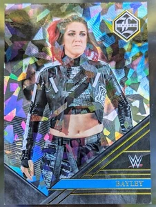 Panini Chronicles WWE Bayley Limited 2023 Cracked Ice 10/25 Smackdown SSP - Imagen 1 de 2
