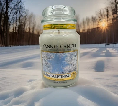 Yankee Candle SNOW IS GLISTENING 22 oz Retired Winter Wonderland Collection - Image 1 of 4