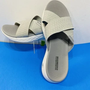 Skechers Women’s Size 8 Grey On The Go 600 Glistening Silver Slide Sandals - Picture 1 of 10
