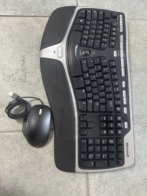 Microsoft Natural Wireless Ergonomic Keyboard 7000 NO USB Dongle - Image 1 of 4