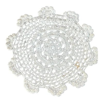 Tapete de ganchillo vintage hecho a mano decoración de mesa cottagecore centro de mesa floral 7,5" Foto 1 de 4