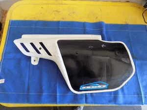 1985 1986 Husqvarna 400 WR CR Left Side Number Plate Panel 15-15-804-01 - Picture 1 of 11