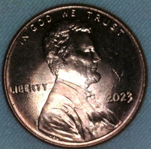 2023 Lincoln cent extra v error - Picture 1 of 3