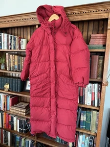 Vintage Women's EDDIE BAUER Red Full Length Long Goose Down Coat Parka Hooded - Picture 1 of 15