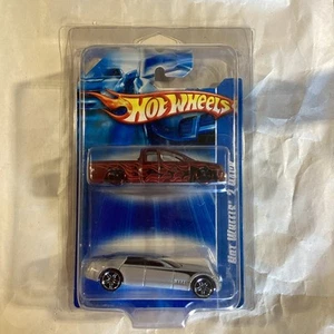 Hot Wheels 2 Pack Exclusive W/Nissan Titan W/Protecter - Picture 1 of 2