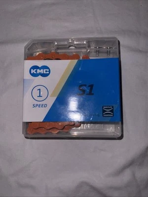 KMC S1 Single Speed 1/2 x 1/8 Internal Geared Hub Bike/Fixie Bicycle Chain - Image 1 of 4