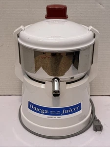 Usato/Usato*Omega Spremiagrumi Frutta e Verdura*Modello 1000*Testato/Pulito - Foto 1 di 10