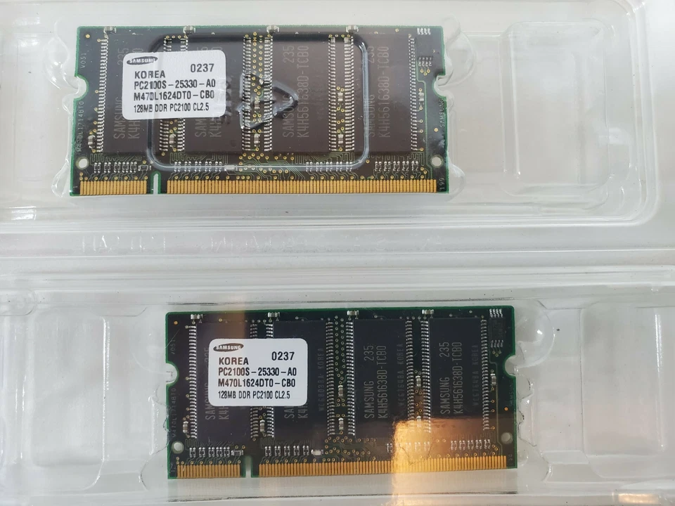 2 Samsung PC2100S -25330, M470L1624DTO - CB0 128MB,DDR, PC2100,CL2.5 RAM Memory - Image 1 of 1