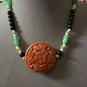 Vintage Sandra David Black & Green Glass Beads w/ Faux ? Cinnabar Necklace - Picture 1 of 5