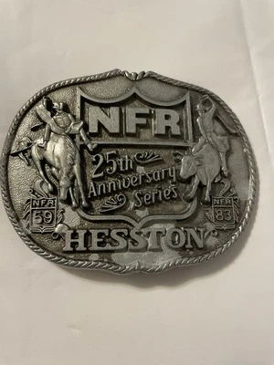 Finales Nacionales Rodeo Hesston 25 Aniversario NFR Hebilla Adulto De Colección 1983 Foto 1 de 4