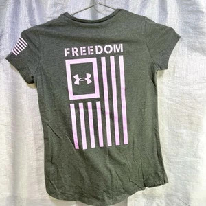 Under Armour Gray with Pink USA Freedom Flag Girls T-Shirt Size YMD/JM/M - Picture 1 of 8