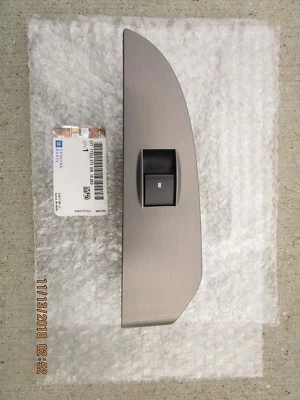 07-13 INTERRUPTOR DE VENTANA ELÉCTRICA TRASERO IZQUIERDO CHEVY AVALANCHE SILVERADO NUEVO Foto 1 de 3
