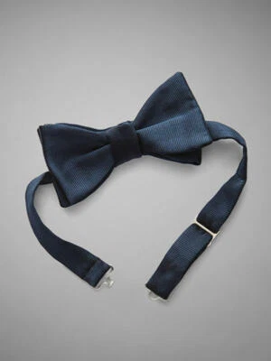 Pink Shirt Maker Grosgrain Woven Silk Bow Tie Navy Brand New RRP £80 - Image 1 of 2