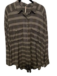 Free People Plaid Shirt Button down W/Pockets Oversized Size Medium - Picture 1 of 6