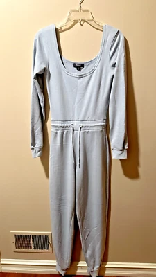 Mono chándal informal azul bebé claro Missguided para mujer - Reino Unido 6/Estados Unidos 2 alto Foto 1 de 4