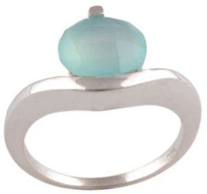 925 Sterling Silver 4.3 grams w/ Chalcedony Blue Cabochon Solitaire Ring Sz 7.5 - Picture 1 of 2