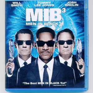 Men In Black 3 2012 PG-13 movie Blu-ray Tommy Lee Jones, Will Smith alien No DVD - Picture 1 of 3