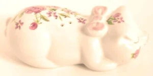 Vintage Ceramic Pig Potpourri Holder With Floral Design Pink Bow Avon 1976 - Picture 1 of 9