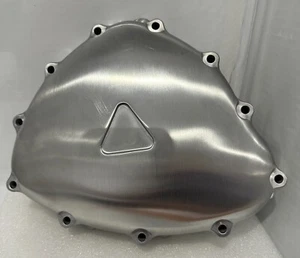 Cubierta del alternador Triumph Thruxton/Bonneville/Scrambler 900 - T1260896 - Imagen 1 de 2