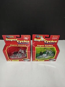 Maisto Mighty Motors Super Cycles Red & Green Indian Motorcycles 1:18 Scale Set - Picture 1 of 9
