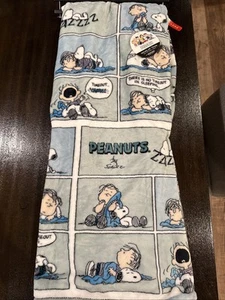 Peanuts Snoopy und Linus 60x70 Samt weich Überwurf Decke extra lang - Bild 1 von 3
