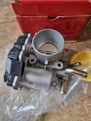 GENUINO NUEVO CUERPO DEL ACELERADOR KIA STONIC RIO 1.2 2016-24 3510003BC0 Foto 1 de 4