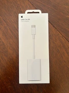 Apple USB-C to SD Card Reader - Afbeelding 1 van 3