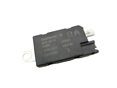 Amplificatore antenna Morbido Dx Post per Peugeot 508 I 8D 14-18 9665780780 - Immagine 1 di 4