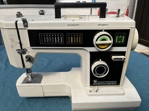 Nähmaschine Electronics Super-Nutzstich - Bild 1 von 2