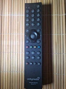 NO BATTERY COVER-- Unitymedia Software Sample Box And TV Remote Control. - Picture 1 of 4