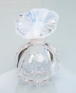 Art Deco Stil Klar Blumen Stopfen Gerippt Form Parfum Flakon - Bild 1 von 2