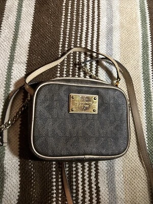 Michael Kors Pouch - Image 1 of 3