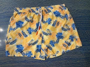 AUTHENTIC ISAIA MENS YELLOW LEAVES SWIMMING TRUNKS SIZE XL NEW MADE IN ITALY - Picture 1 of 8