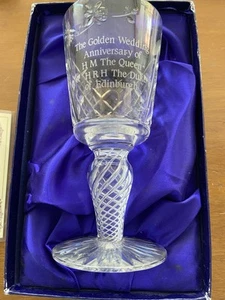 Royal Doulton Fine Crystal Glass For The Queen’s 50th Wedding Anniversary - Picture 1 of 2