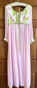 Vintage 70's Prom/Bridesmaid/Formal Dress Pink/Green/White Embroidered Daisy - Picture 1 of 7