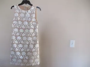 $495 Alice + Olivia Clyde Crochet Floral Shift Lace Mini Sheath Dress US 6 NWT - Picture 1 of 12