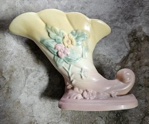 Vintage Hull Art U.S.A. Pottery W-7-7 1/2 Cornucopia Vase - Bild 1 von 7