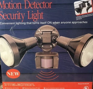 INTELECTRON Motion Detector With Security Light Model BC8920R - Picture 1 of 3