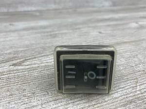 SnowJoe SJM988 Electric 18" Snow Blower Light Rocker Switch - Picture 1 of 3