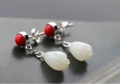 D10 Orecchini a Farfalla Giada Bianco Calice 925 Argento Sterling - Immagine 1 di 4