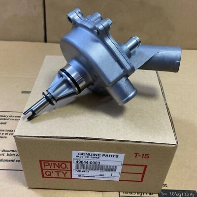 【NEW】Kawasaki Genuine ZX1000 Ninja ZX-10R Water Pump 49044-0003 From Japan - Image 1 of 4