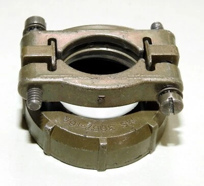 2 pieces Amphenol MS3057-16A Mil Spec Circular Connector Clamp, no Rubber Boot - Image 1 of 4