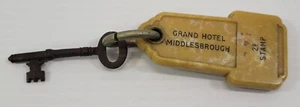 *B42) Vintage Grand Hotel Middlesbrough England Skeleton Room #44 Bakelight Fob - Picture 1 of 10