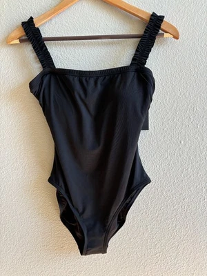 Nuevo con etiquetas Traje de baño negro de una pieza con volantes cuello cuadrado Kate Spade para mujer talla pequeña Foto 1 de 3