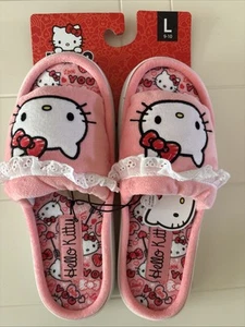 Hello Kitty Women’s Peach/ Light Pink Slippers Size 9-10 - Picture 1 of 9