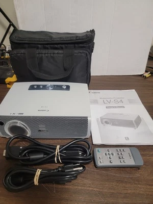Proyector multimedia Canon LV-S4 Foto 1 de 4