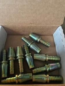 Lot of 23- PARKER TL-504-6HB Quick Connect,Plug,1/2" Body,3/8" Barb - Picture 1 of 3