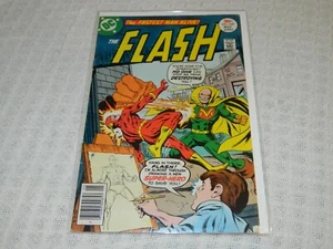 1977 DC Comics Flash #249 fumetto - Foto 1 di 5