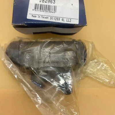 JB2063 Wheel Slave Brake Cylinder Front Fits Toyota Corona 1967-1971 NOS - Image 1 of 4